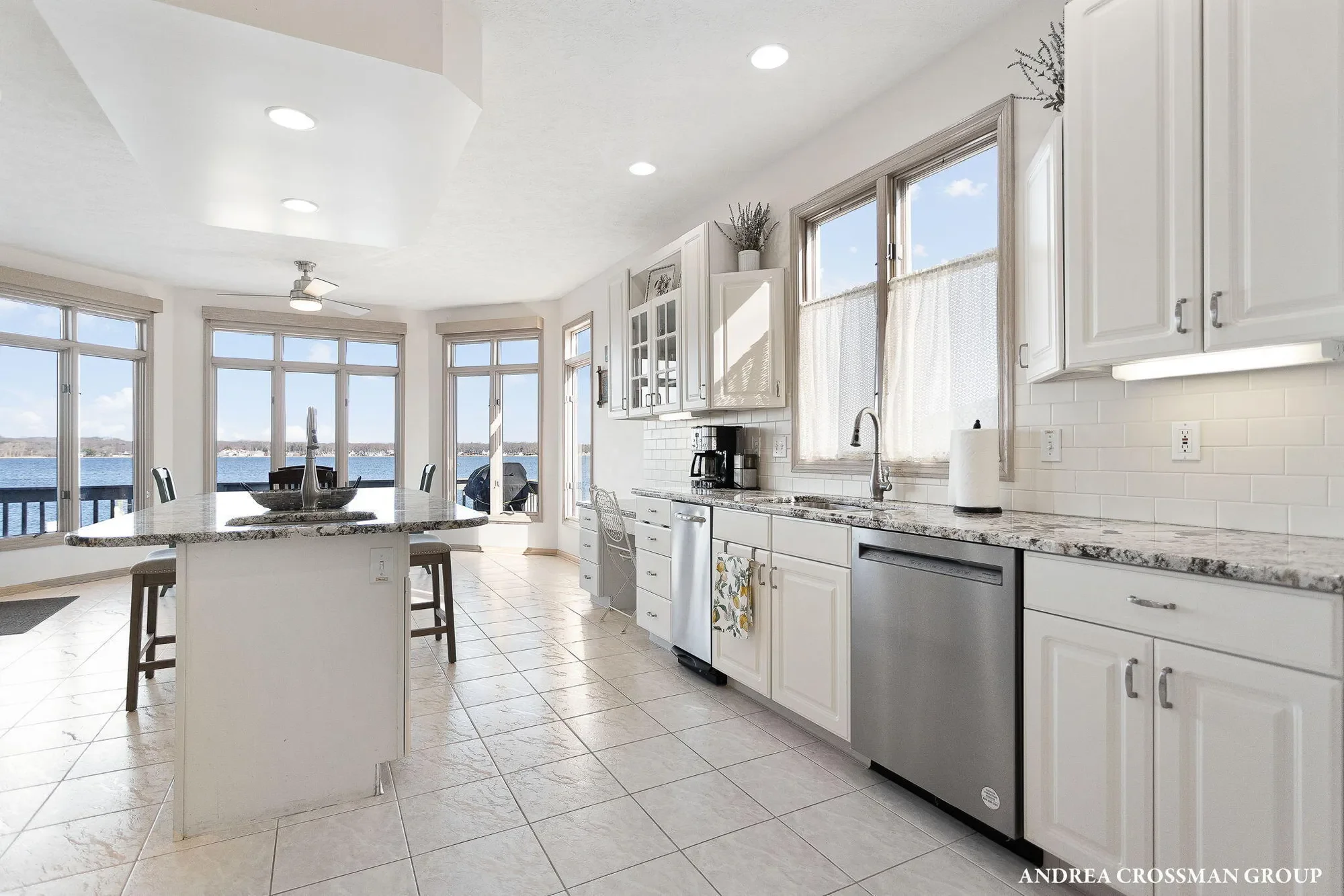 1761 South Shore Drive, Holland, MI 49423, Holland, Michigan, United States. - Photo 1