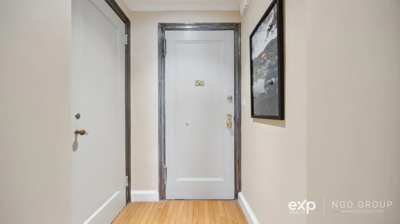 353 West 56 street, New York, New York, United States. - Photo 20