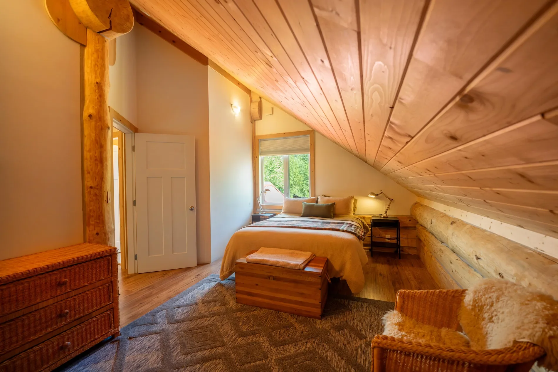 935 Hill Creek Rd, Columbia-Shuswap, BC V0G 1R0, Canada, Galena Bay, British Columbia, Canada. - Photo 8