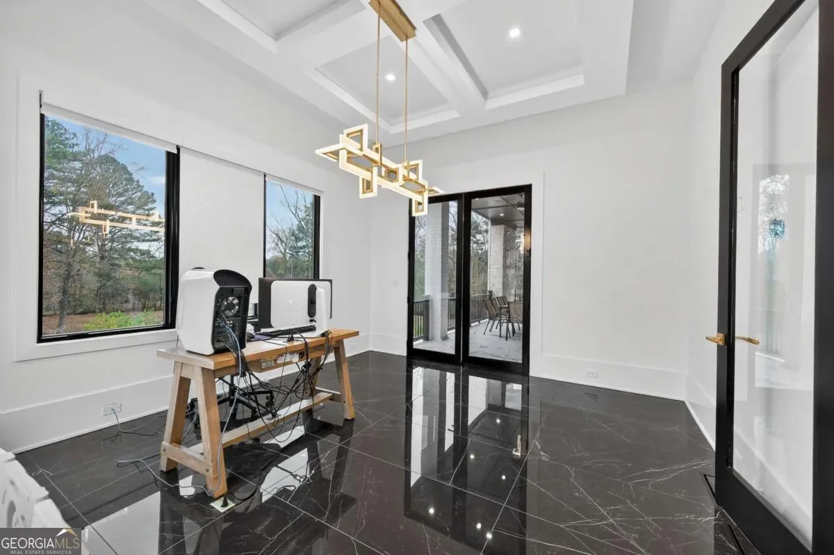 Gallery photo 9
