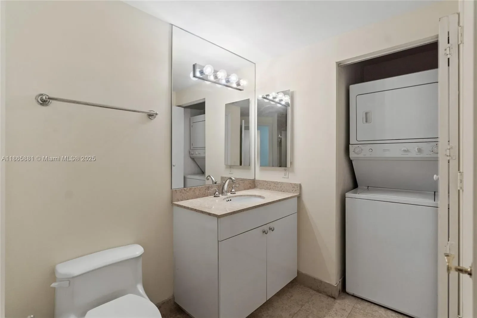 4775 Collins Ave 507, Miami Beach, Florida, United States. - Photo 26