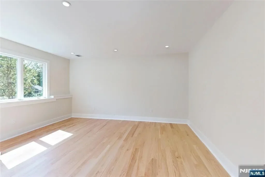 Gallery photo 10