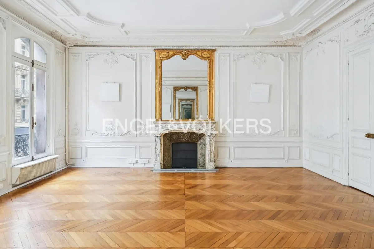 Gallery photo 12