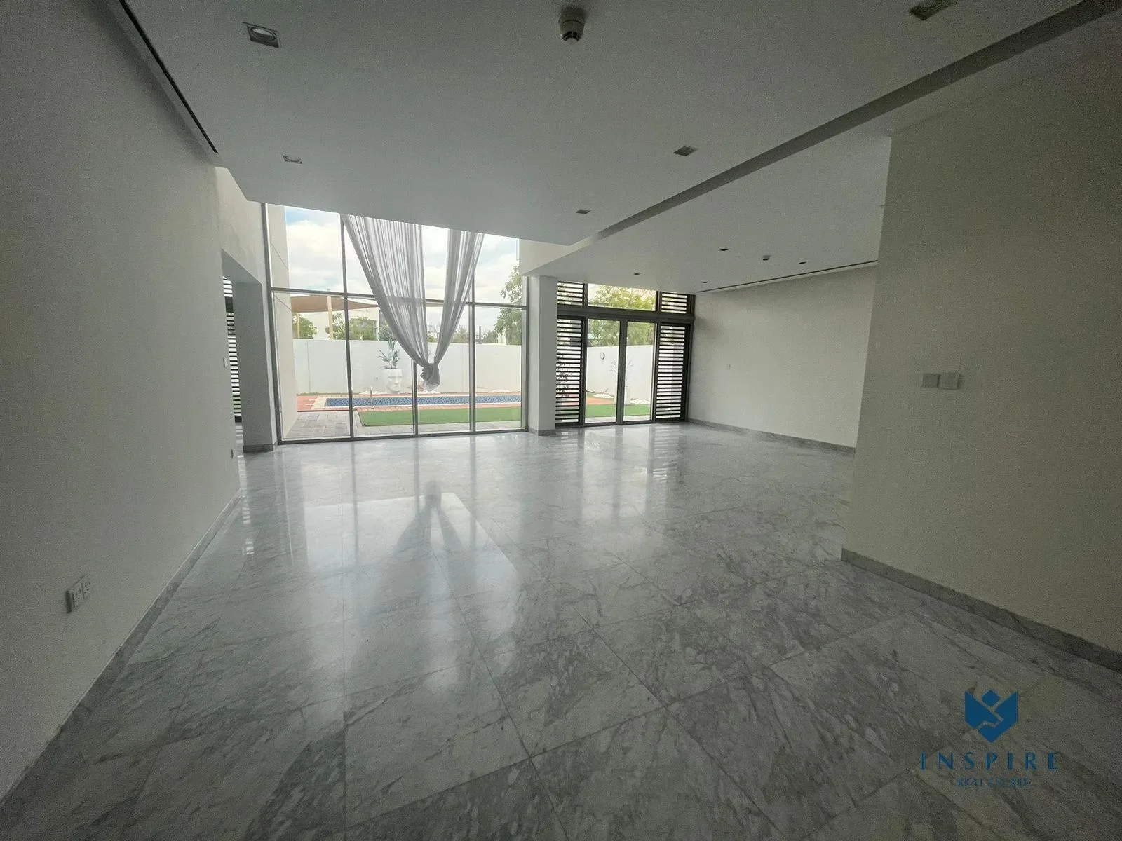 Gallery photo 8