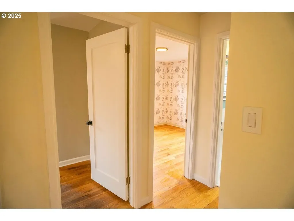 Gallery photo 9