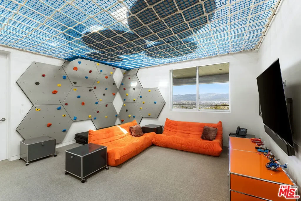15210 Antelo Place, Los Angeles, California, United States. - Photo 20
