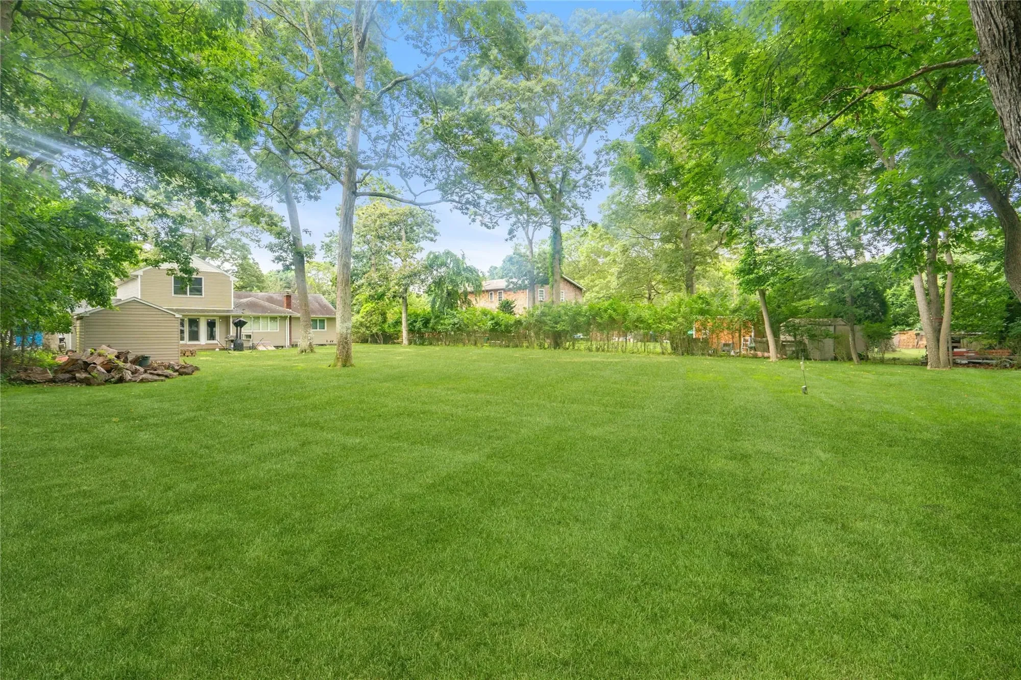 3 Lilly Court, Moriches, New York, United States. - Photo 27