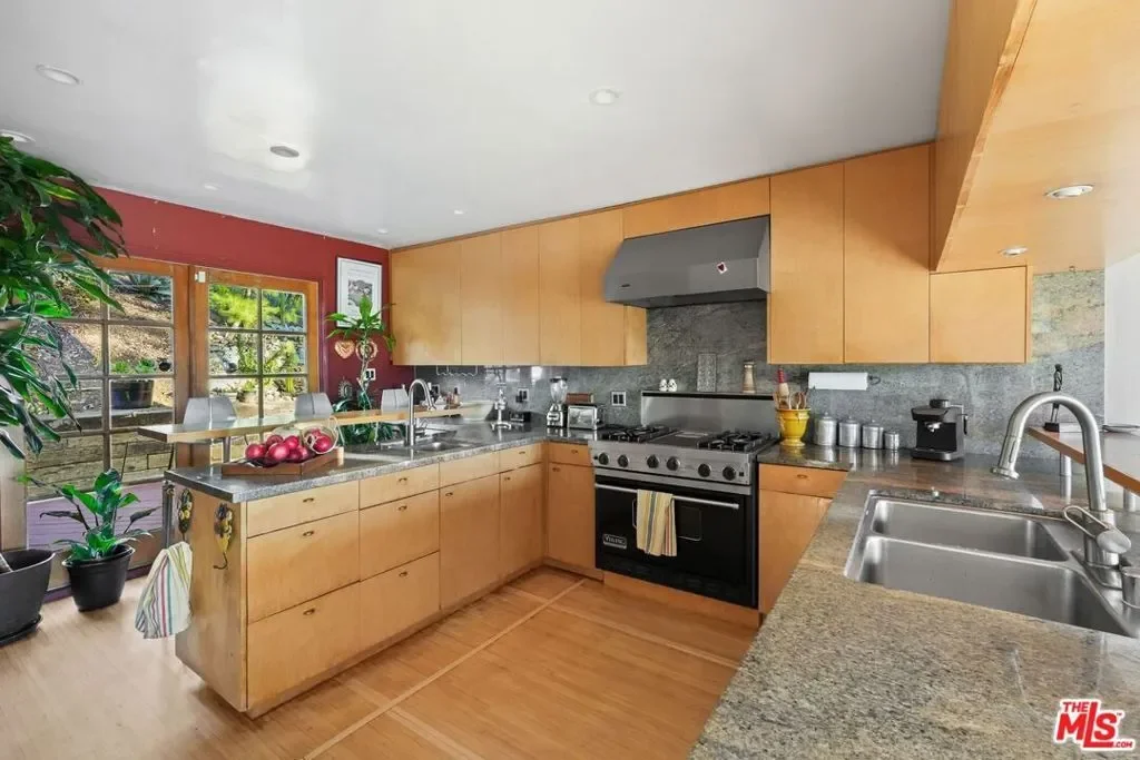 2158 Topanga Skyline Drive, Topanga, California, United States. - Photo 34