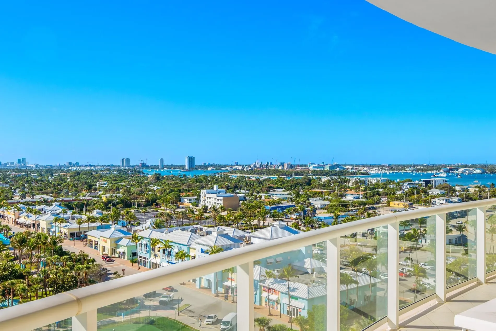 2700 N Ocean Drive, Riviera Beach, Florida, United States. - Photo 51