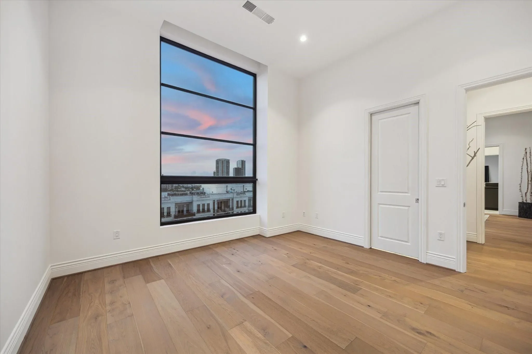 2323 San Felipe Street 1101, Houston, Texas, United States. - Photo 17