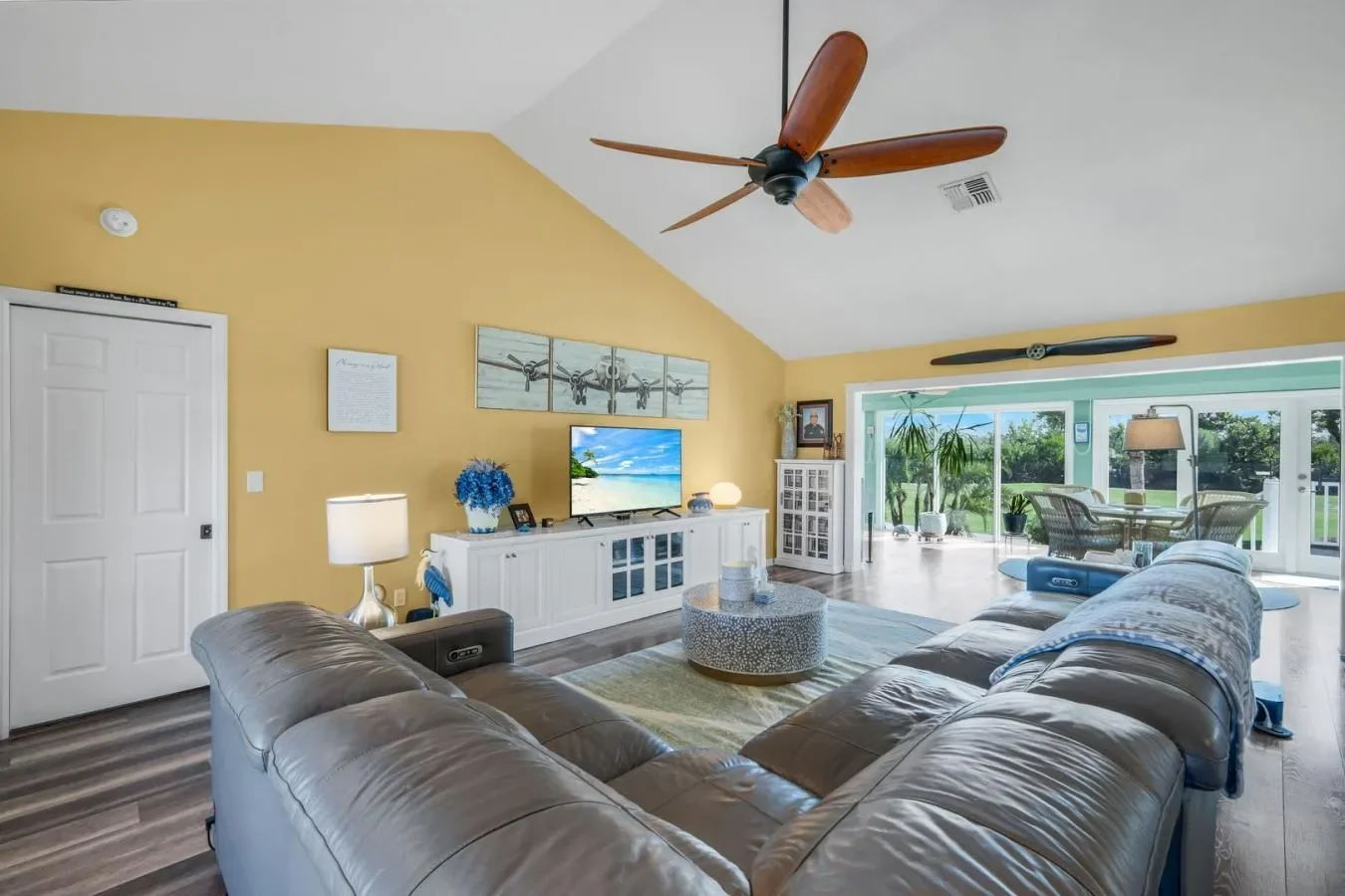 1417 Causey Court, Sanibel, Florida, United States. - Photo 3
