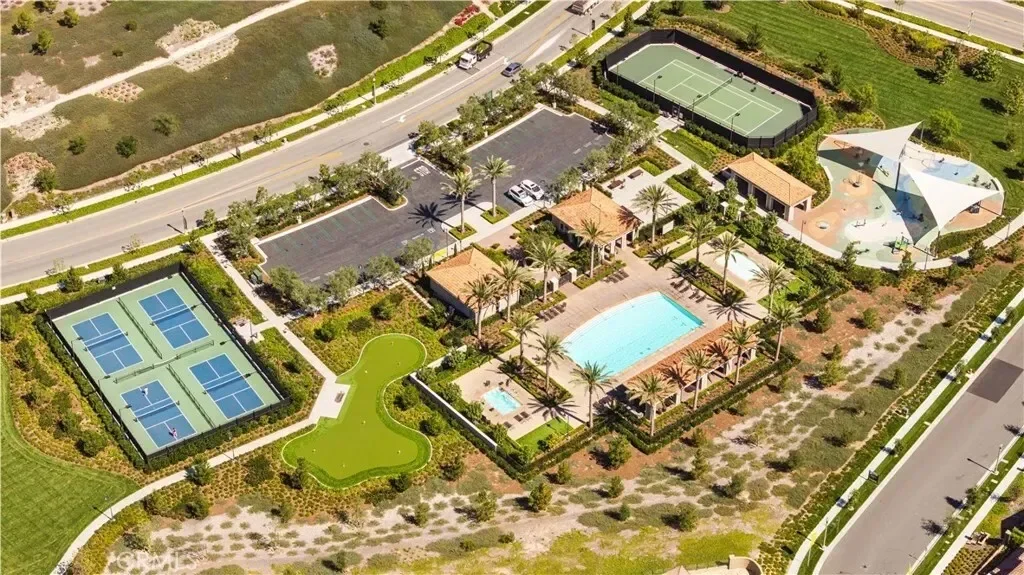 121 Tall Reed, Irvine, California, United States. - Photo 40