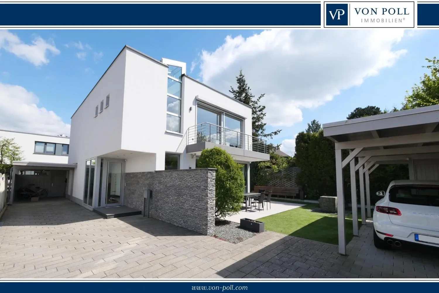 Exterior photo 1