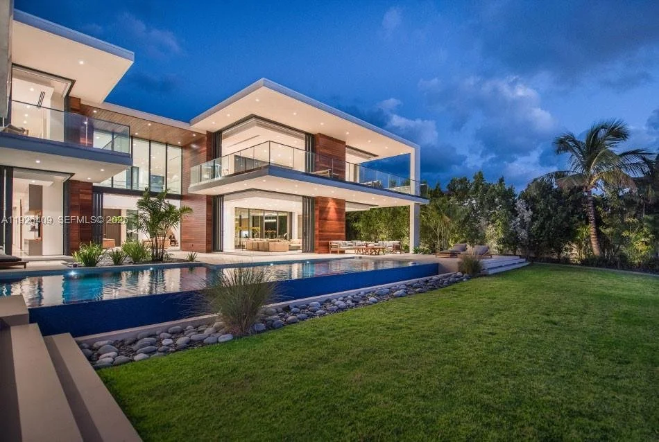 6480 Allison Rd, Miami Beach, Florida, United States. - Photo 29