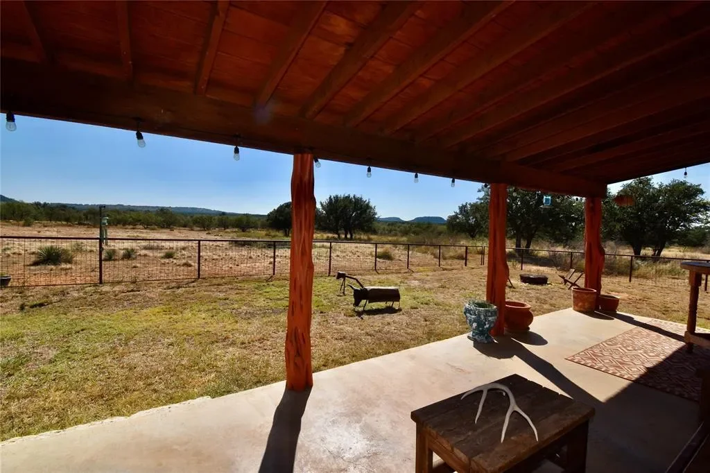 19319 Ranch Road 1871, Mason, Texas, United States. - Photo 30