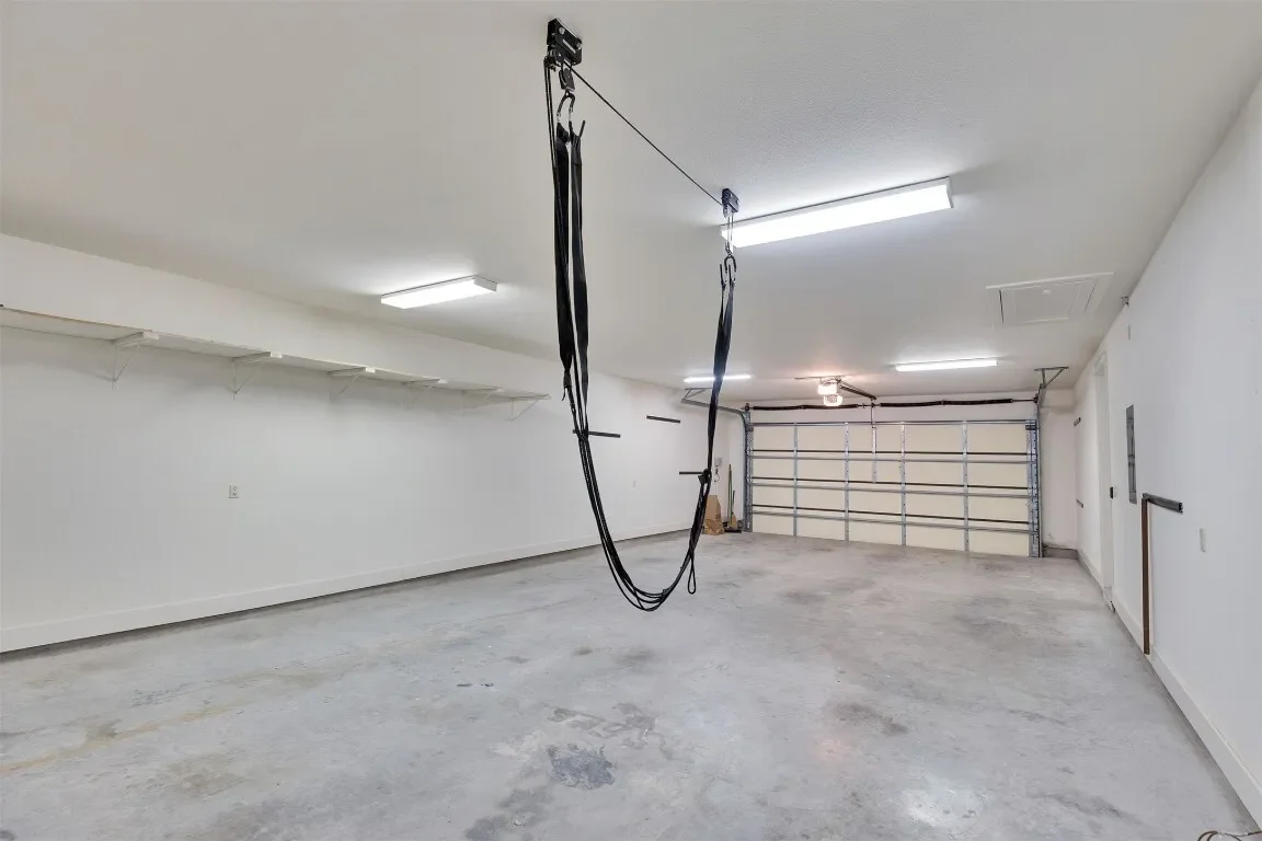 13601 Montview Drive, Austin, TX 78732, Austin, Texas, United States. - Photo 10