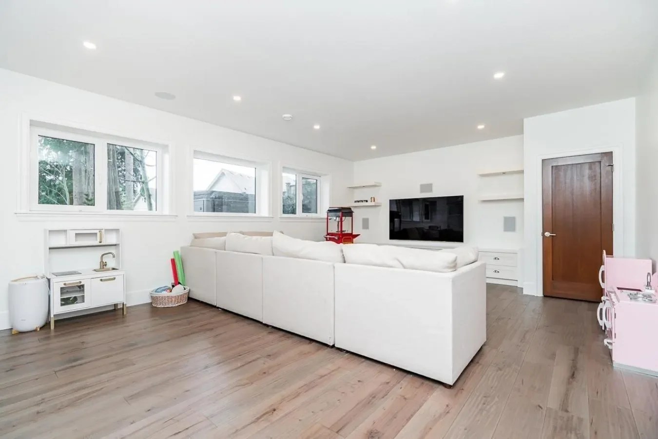 15777 WILLS BROOK WAY, Surrey, British Columbia, Canada. - Photo 19
