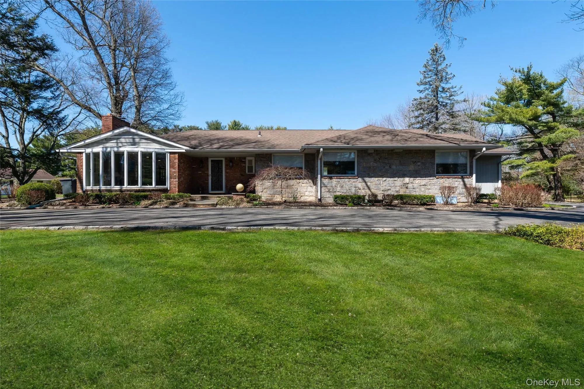 189 Old Westbury Road, Old Westbury, NY 11568, Old Westbury, New York, United States. - Photo 6