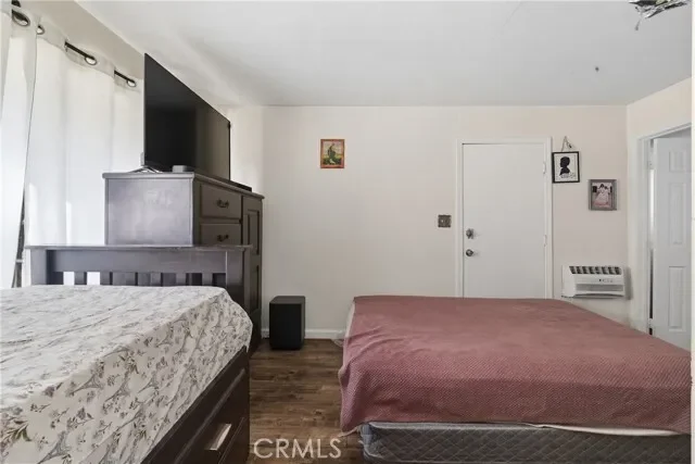 409 W Cedar St, Compton, CA 90220, Compton, California, United States. - Photo 24