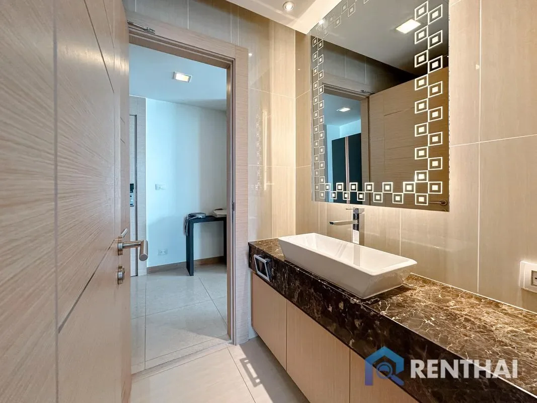 The Palm, Chon Buri, Pattaya City, Chon Buri, Thailand. - Photo 1