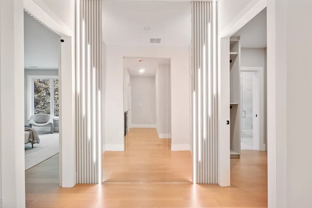 Gallery photo 12