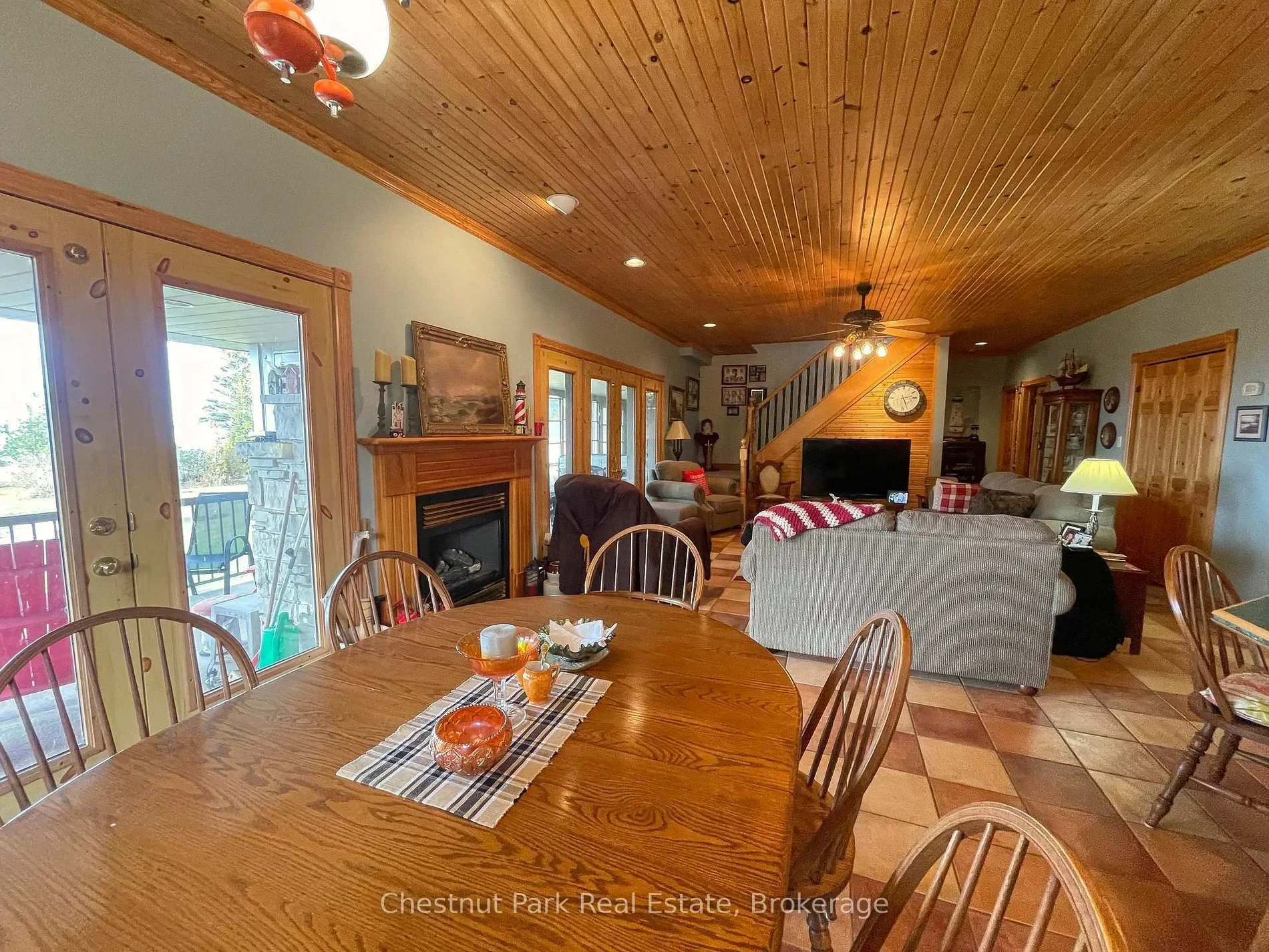 36 Cedar Drive, Mar, Ontario, Canada. - Photo 13