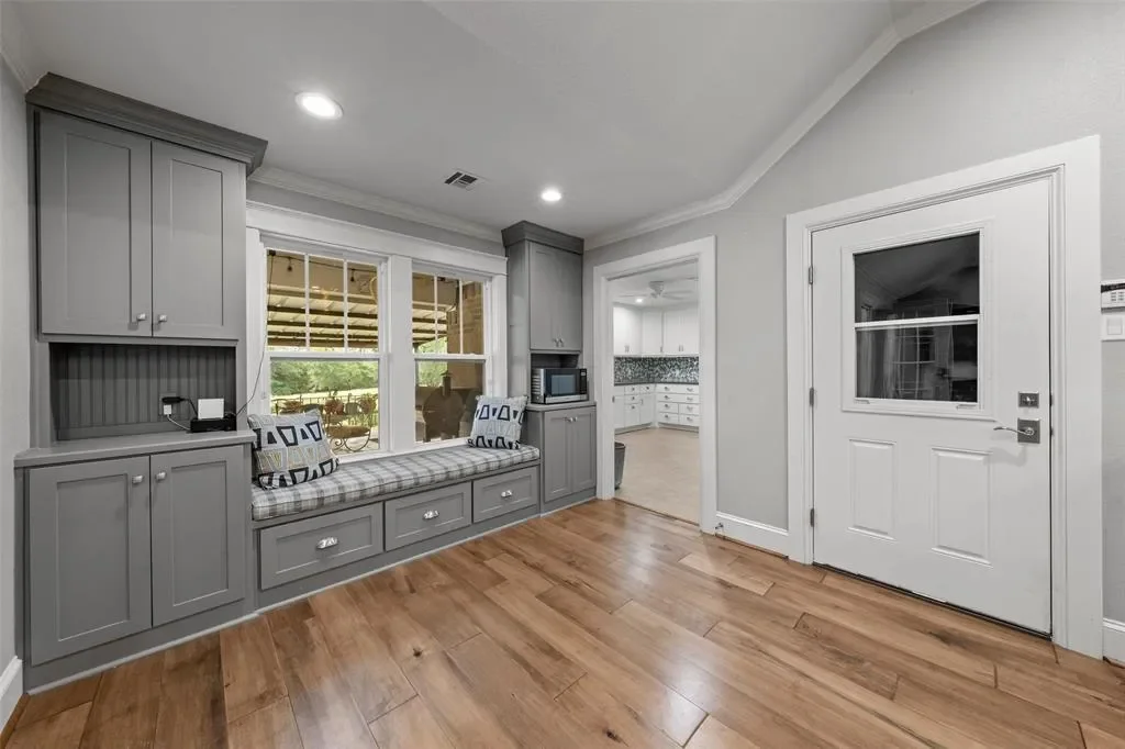 306 Kash Derrick Drive, China Spring, TX 76633, China Spring, Texas, United States. - Photo 19