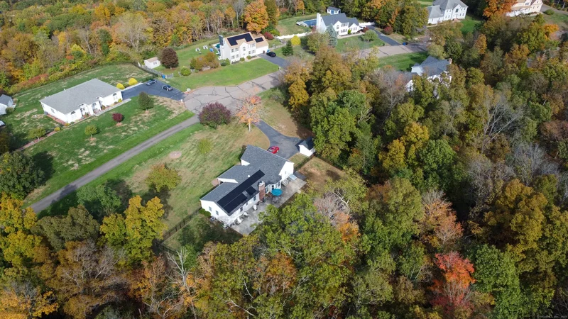 19 Rolling Hills Drive, North Branford, Connecticut, United States. - Photo 30