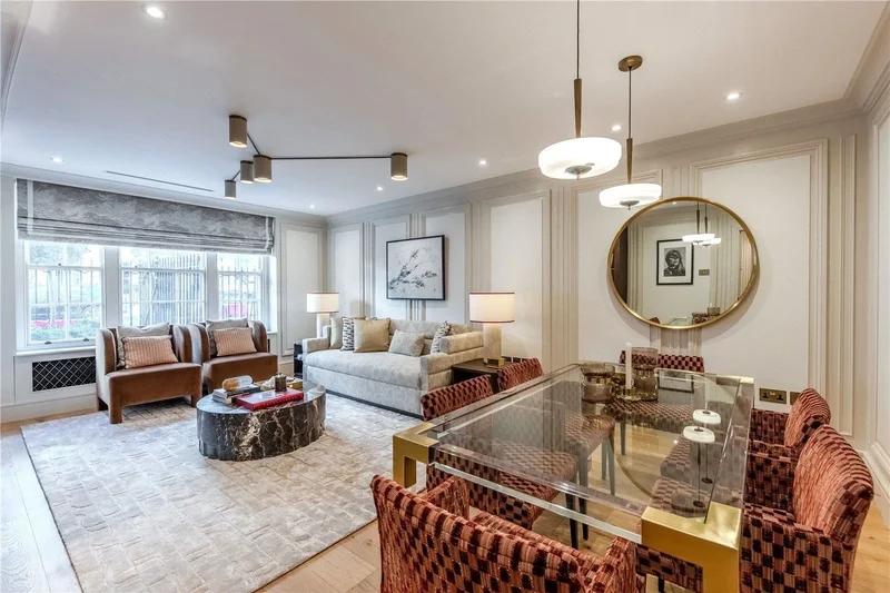 Eaton House, Grosvenor Square, London, England, United Kingdom. - Photo 5