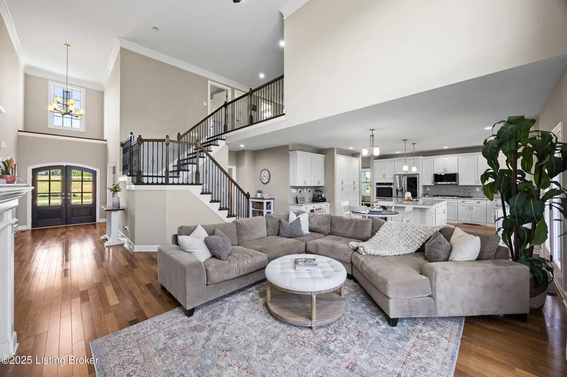 199 Crabapple Ln, Louisville, KY 40245, Watterson Park, Kentucky, United States. - Photo 15