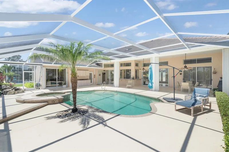2674 SE Erickson Drive, Port St. Lucie, Florida, United States. - Photo 34