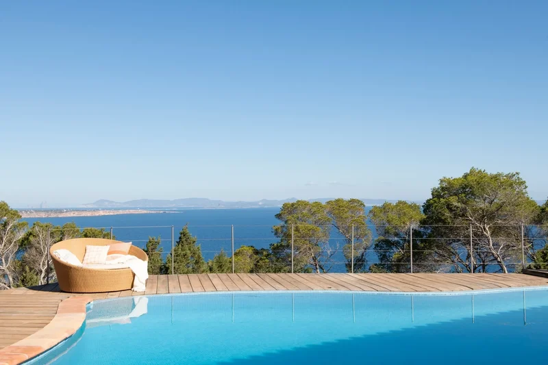 Spectacular ocean view villa in a privileged location