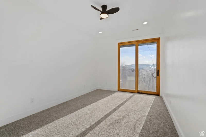 603 N DARWIN ST E, Salt Lake City, Utah, United States. - Photo 34