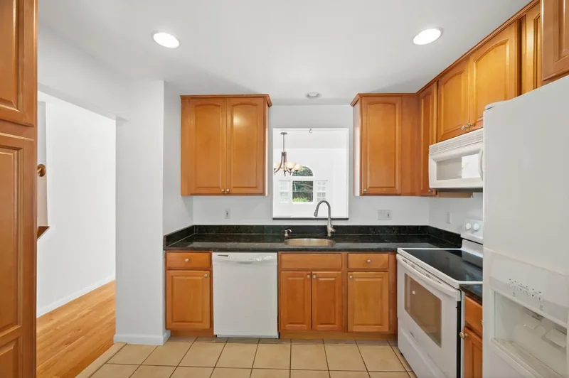 14069 Saddleview Drive, North Potomac, Maryland, United States. - Photo 10