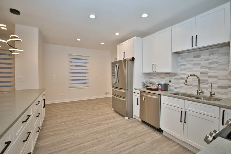 4616 N Kostner Avenue, Chicago, IL 60630, Chicago, Illinois, United States. - Photo 19