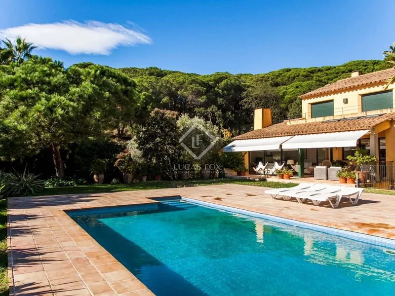 AV Tortuga, Lloret de Mar, Girona, Lloret de Mar, Lloret de Mar, Catalonia, Spain. - Photo 9