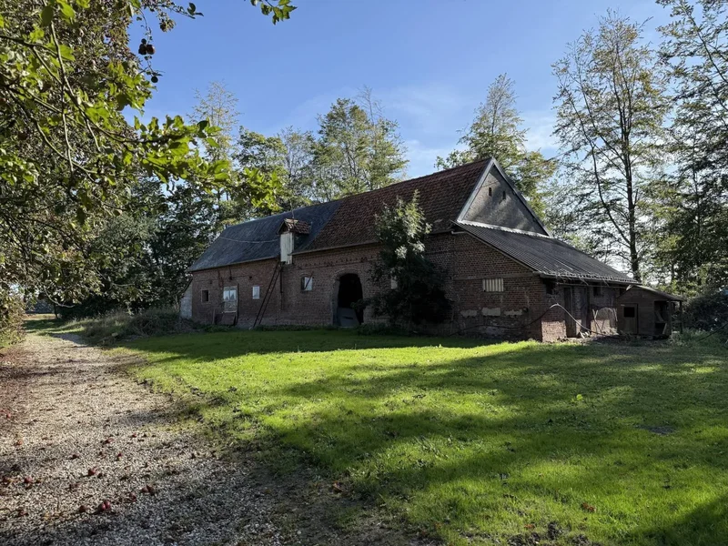 Veules-les-Roses, Normandy, France. - Photo 16