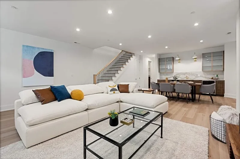 3711 N. Magnolia Avenue, Chicago, IL, 60613, USA, Chicago, Illinois, United States. - Photo 41
