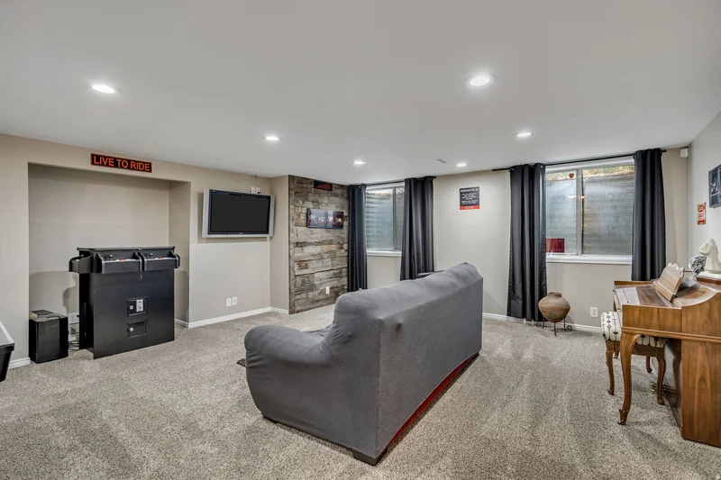 5 QUIETWOOD LN E, Sandy, Utah, United States. - Photo 49