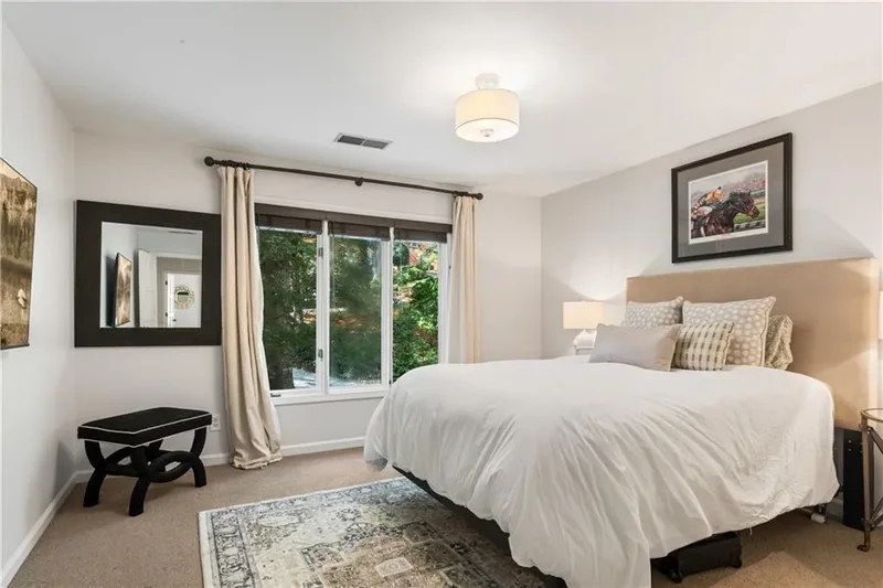 7315 Chattahoochee Bluff Drive, Atlanta, GA 30350, Atlanta, Georgia, United States. - Photo 33