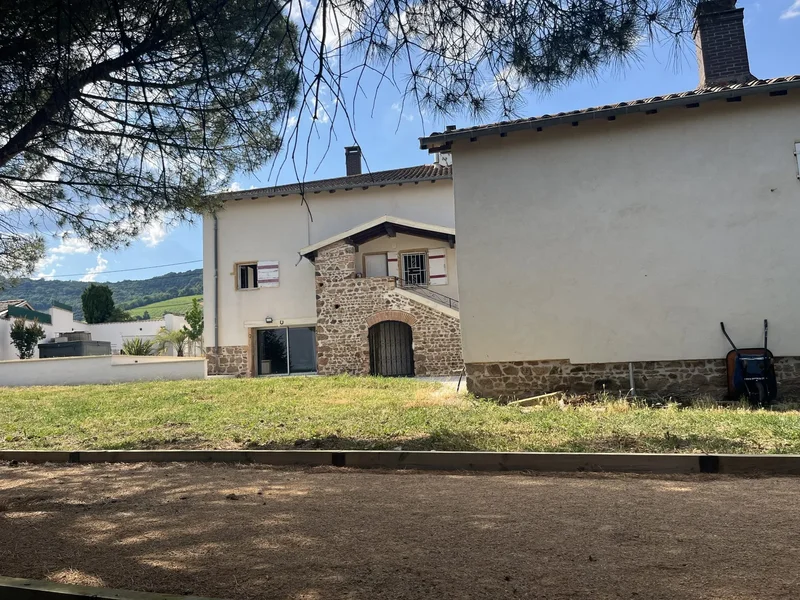 Saint-Étienne-la-Varenne, Saint-Étienne-la-Varenne, Saint-Étienne-la-Varenne, Auvergne-Rhône-Alpes, France. - Photo 9
