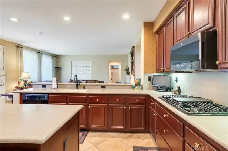 2967 Mangular, Corona, California, United States. - Photo 17