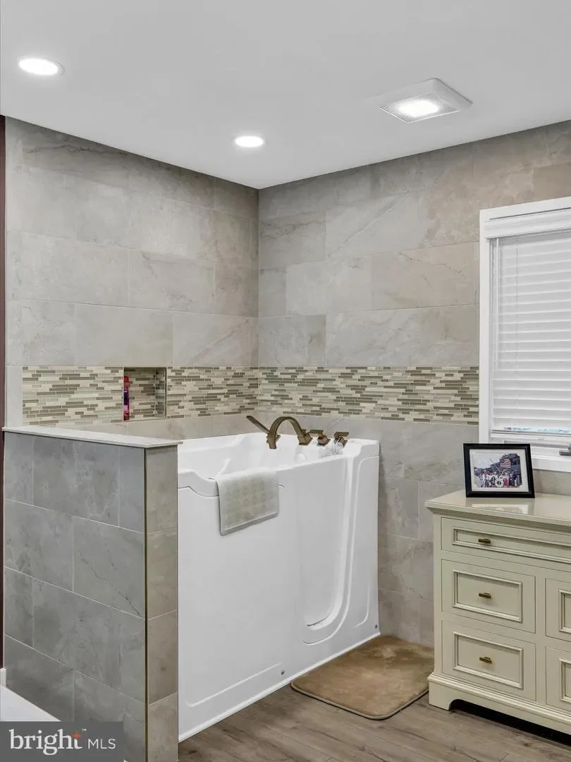 1617 Meadowlark, Wyomissing, PA 19610, West Wyomissing, Pennsylvania, United States. - Photo 46