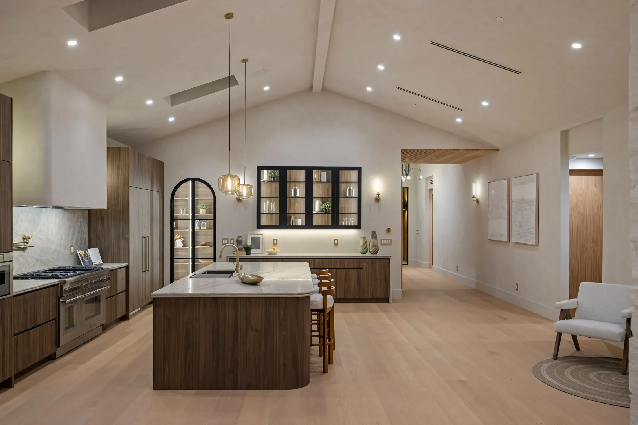 4029 East Boulevard , Los Angeles, CA 90066, Los Angeles, California, United States. - Hero Image