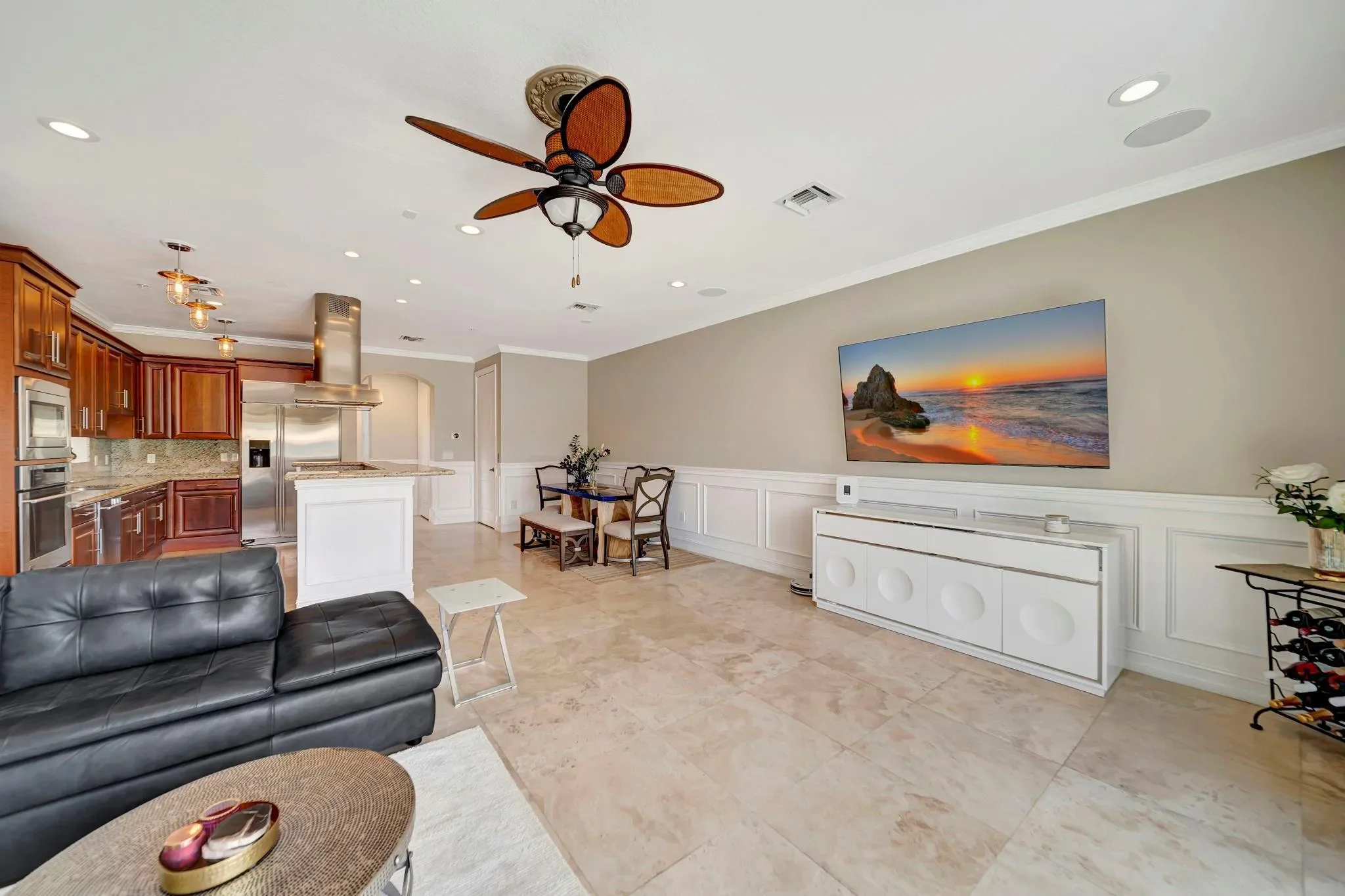 1368 BAYVIEW DR, Fort Lauderdale, Florida, United States. - Photo 12