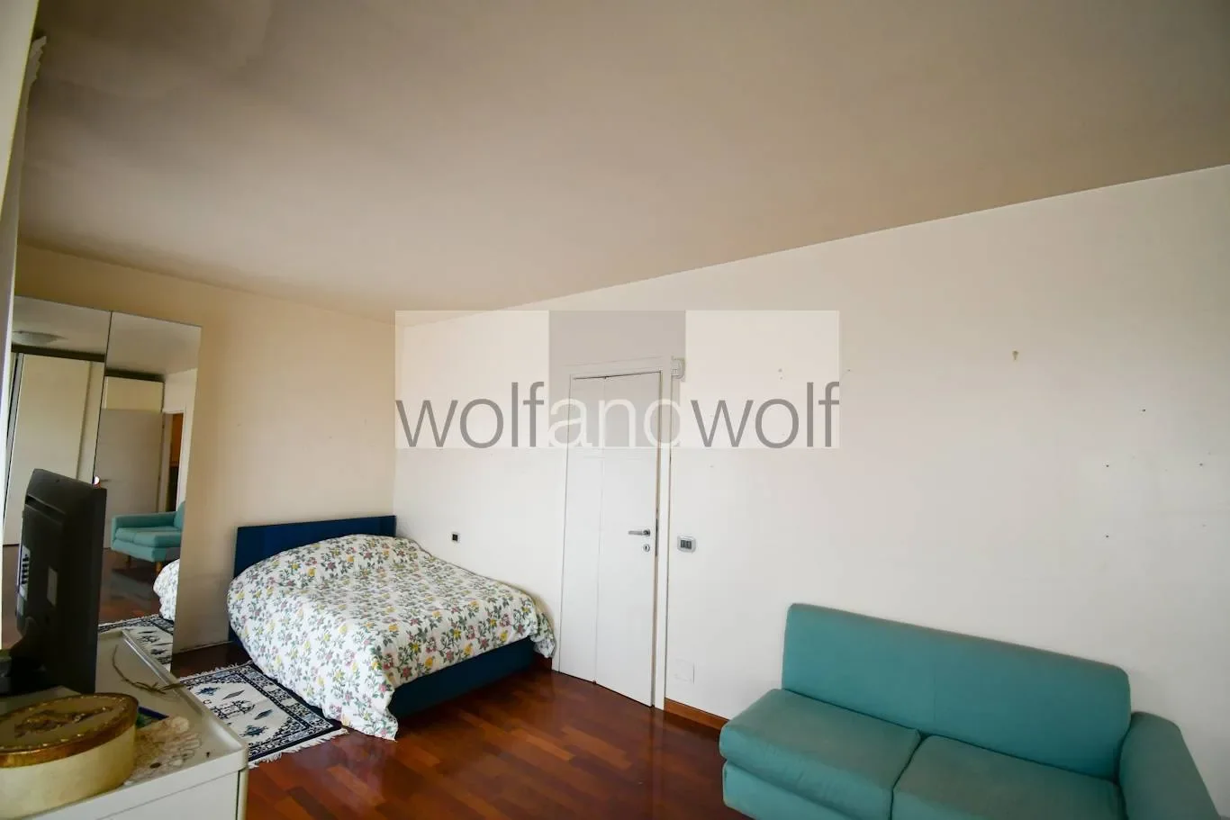 Gallery photo 8