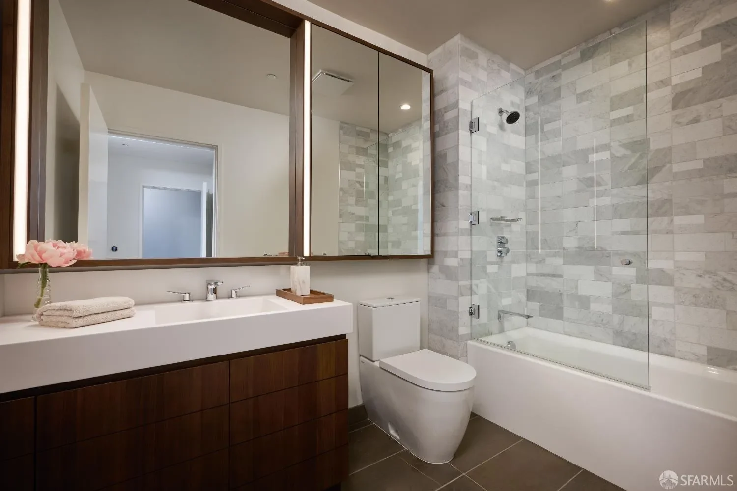 488 Folsom Street 5501, San Francisco, California, United States. - Photo 12