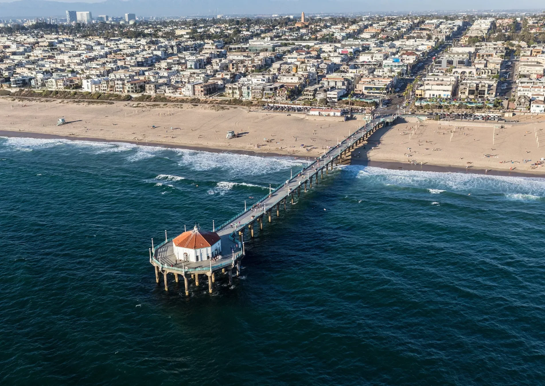 Manhattan Beach, California, United States. - Photo 2