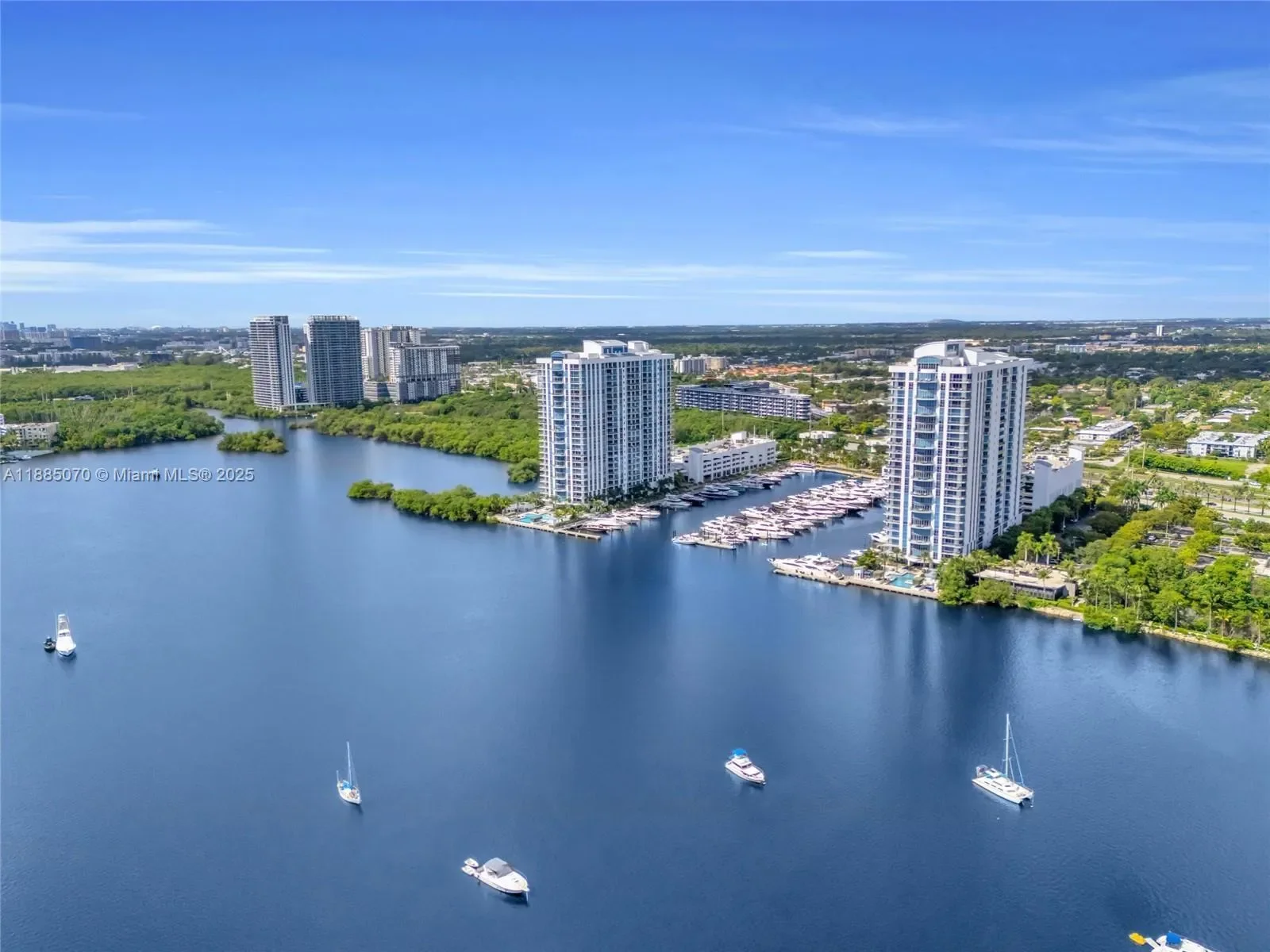 17111 Biscayne Blvd 602, North Miami Beach, Florida, United States. - Photo 37