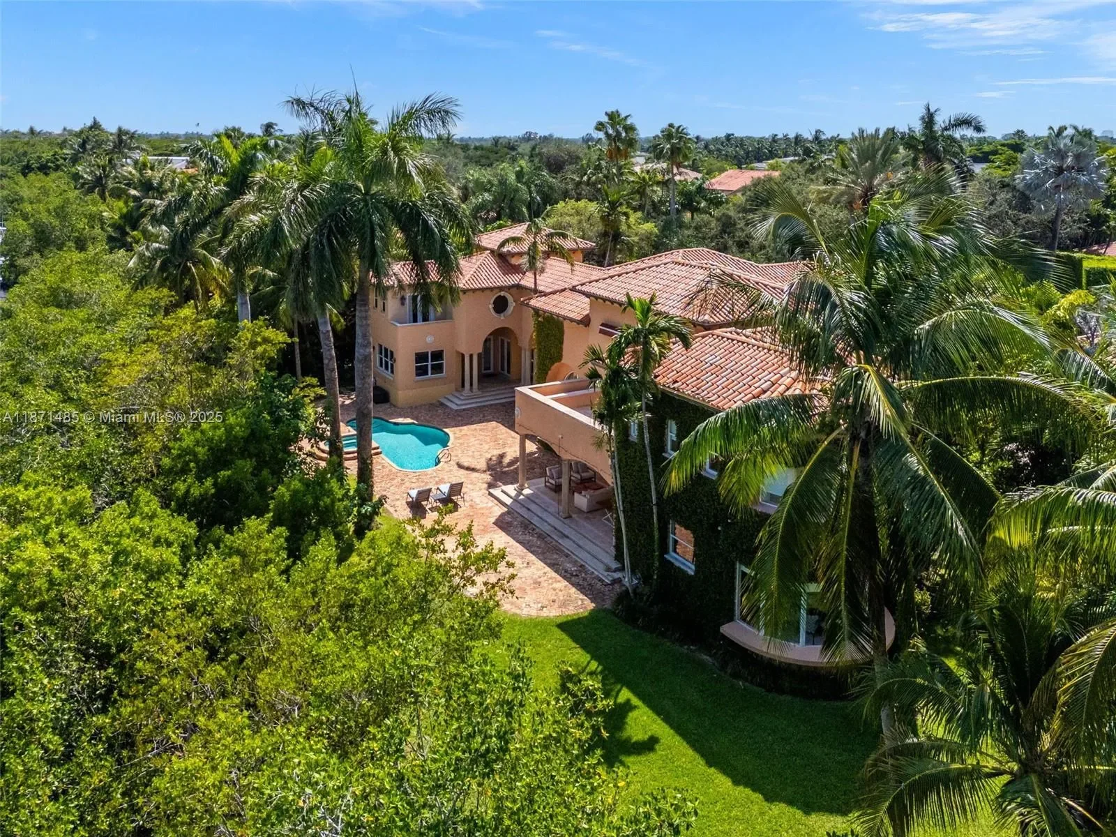 104 Paloma Dr, Miami, Florida, United States. - Photo 3